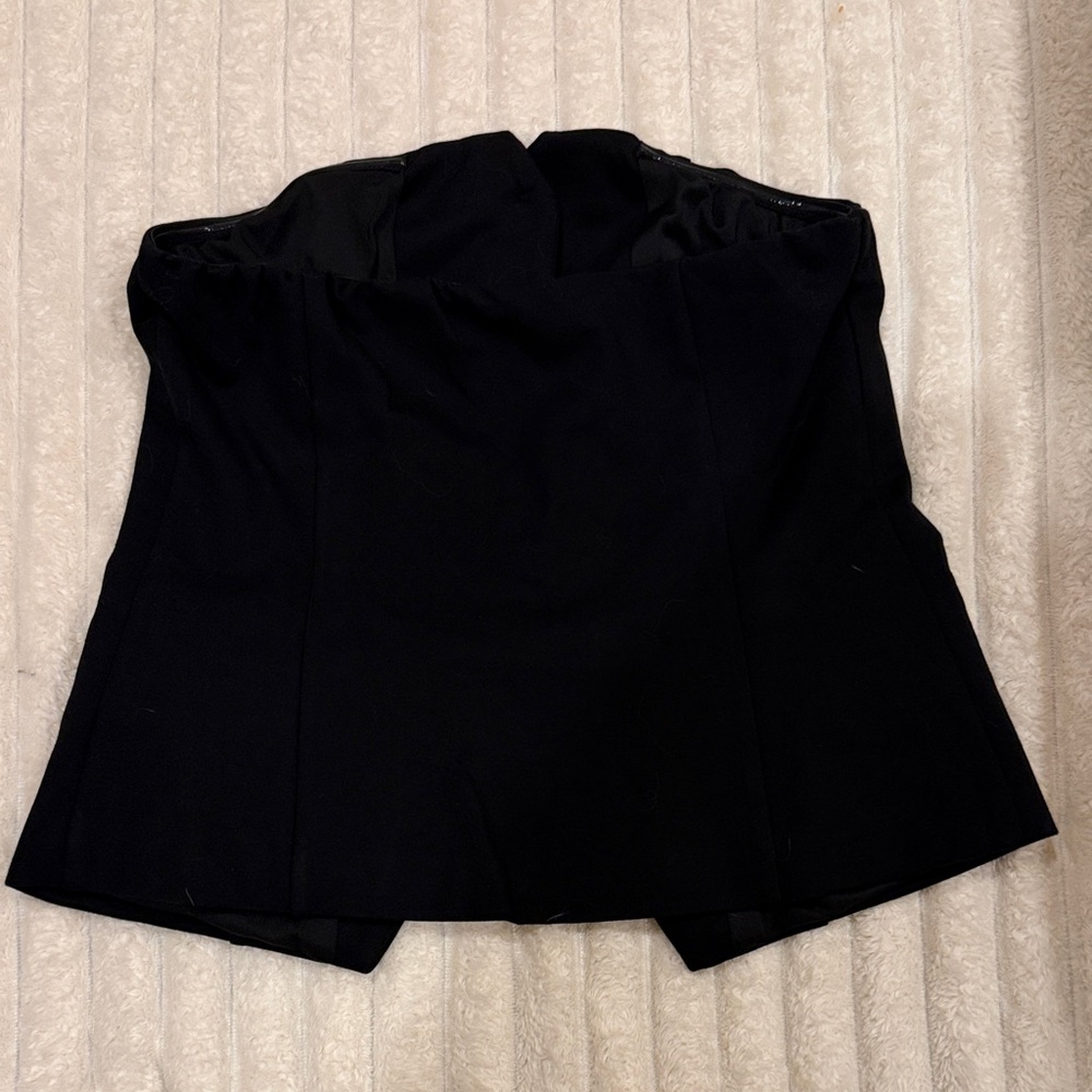 Black Women's button up crop top - Picture 2 of 3